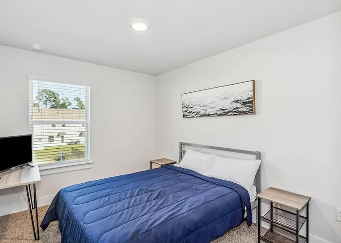 Apartment Luxury Townhome Near Downtown And *