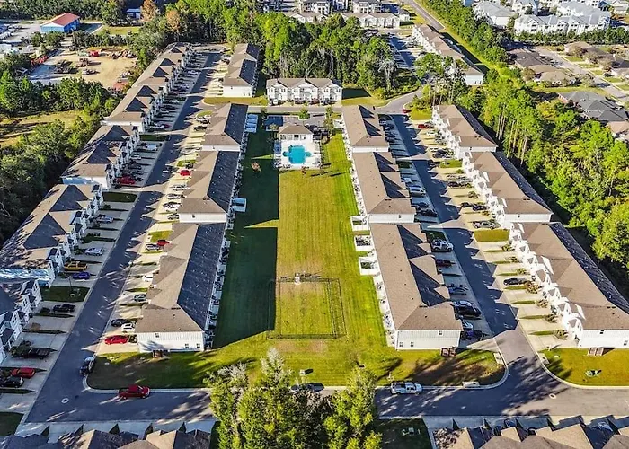 Luxury Townhome Near Downtown And * Pensacola