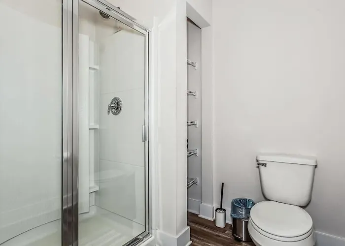 Luxury Townhome Near Downtown And * Pensacola